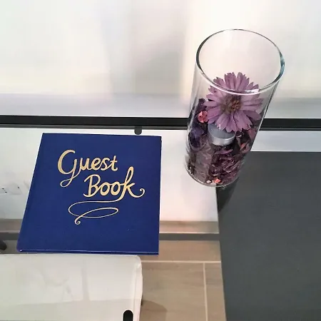 Albamare بيت ضيافة 4*